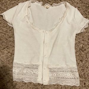 Tiny white last shirt with buttons